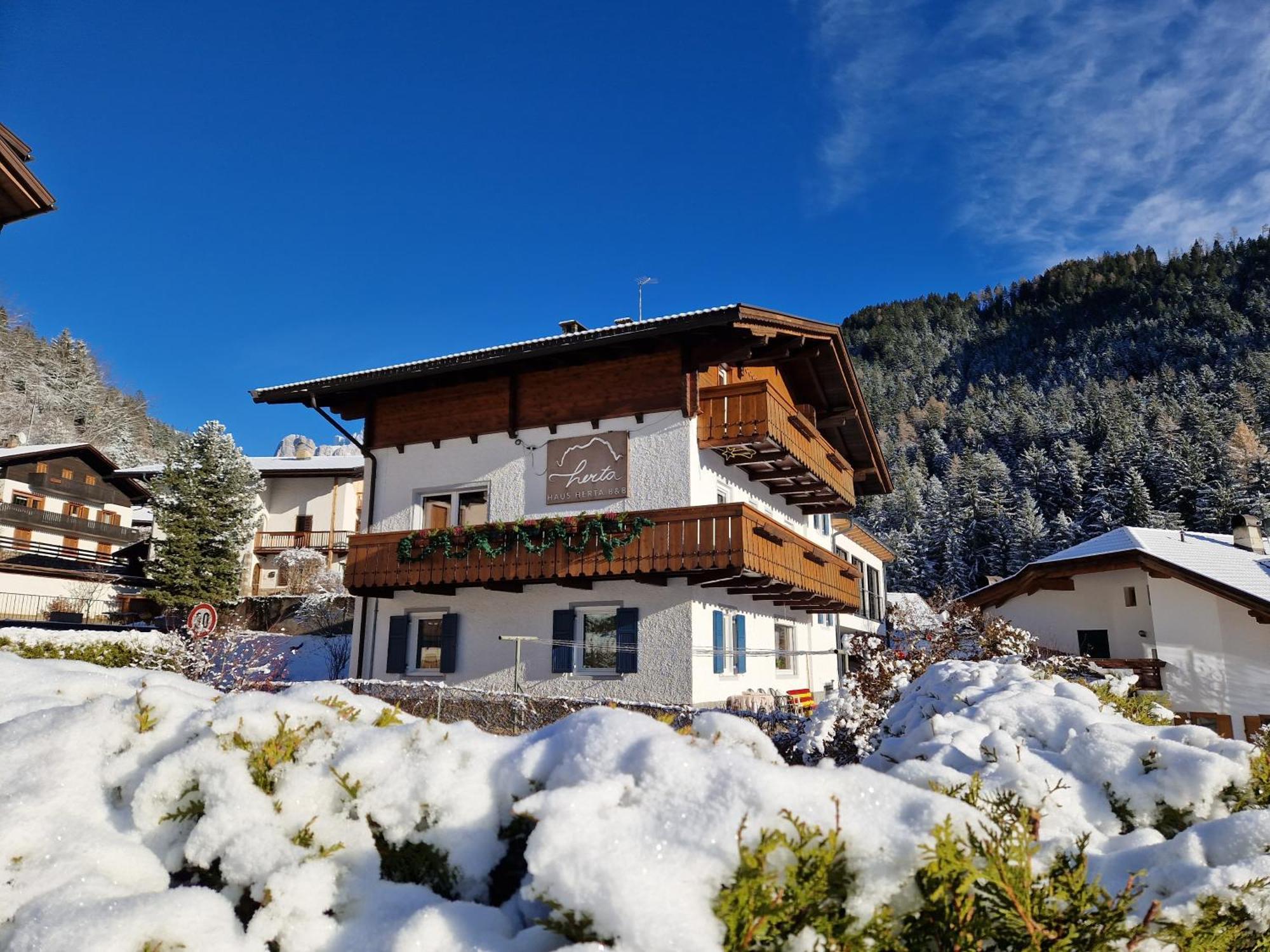 Haus Herta B&B Nova Levante Esterno foto